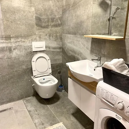 Sol Lux 2nd Floor Дуррес